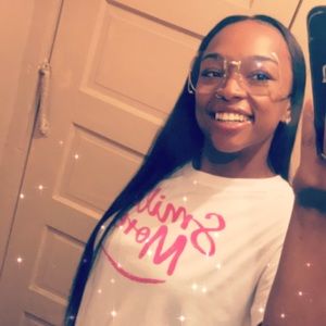 Meet your Posher, Robyn